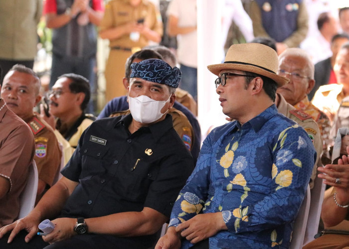 Gubernur Ridwan Kamil Meresmikan Gedung Gerbang Desa 