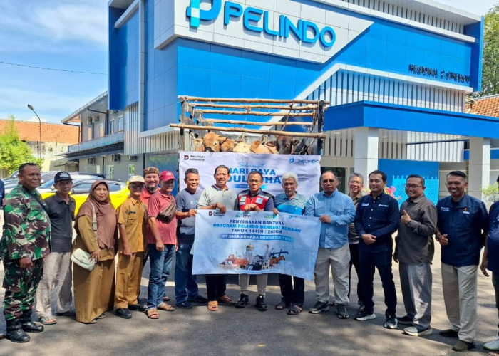 Pelindo Group Cirebon Salurkan Hewan Kurban Untuk Masyarakat Sekitar Pelabuhan
