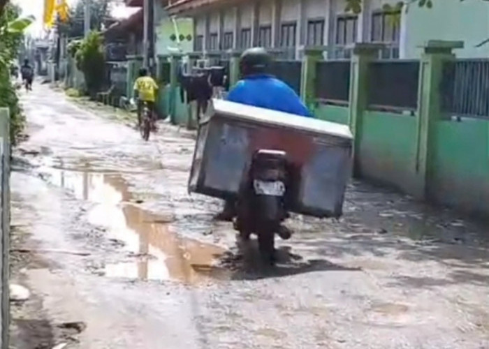 Jalan Karangwangun-Pakusamben Vital Rusak Parah, Begini Kata Pemdes Setempat