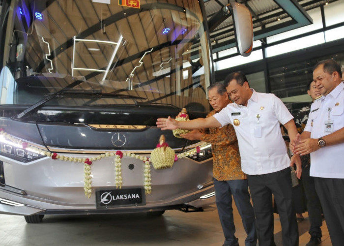 PERDANA! Karoseri Laksana Ekspor Bus ke Sri Lanka