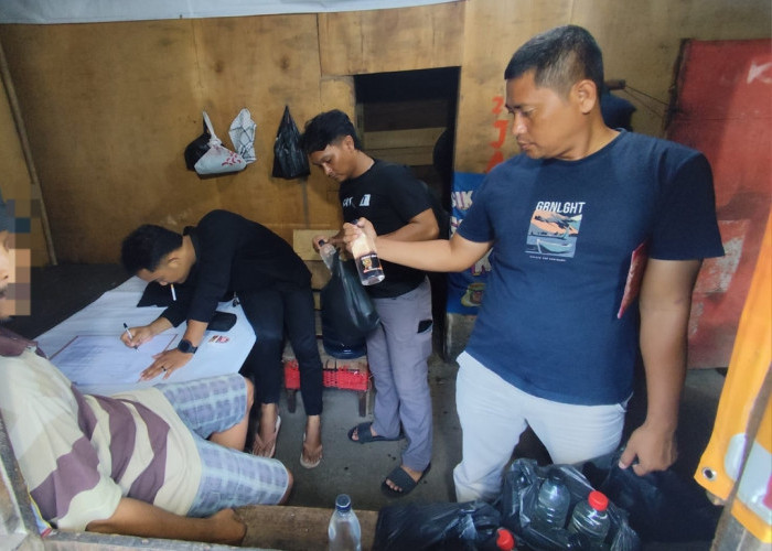 Razia di Beber dan Lemahabang, Polresta Cirebon Sita 71 Botol Miras 