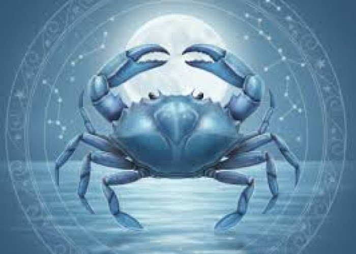 Zodiak Cancer Hari Ini: Naluri Lembut dan Ambisi Membara  Di Bawah Cahaya Bulan: Watak Dasar yang Menguatkan