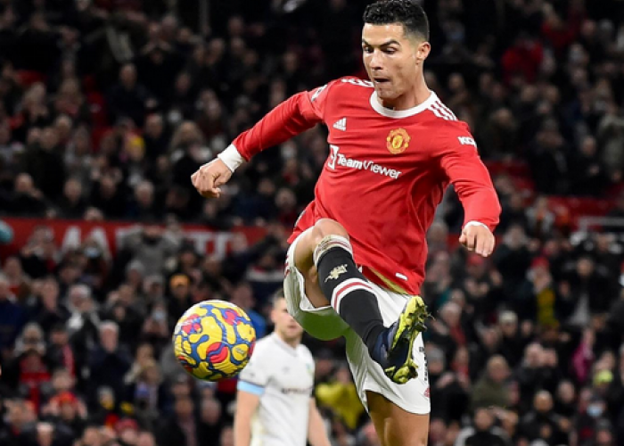 Erik Ten Hag Minta Ronaldo Lalukan Ini Jika Ingin Masuk Skuad Utama Manchester United