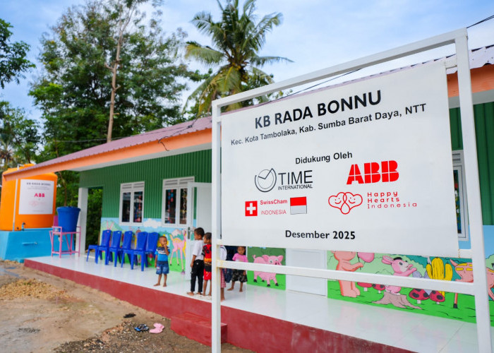 ABB dan Happy Hearts Indonesia Hadirkan Solusi Air Bersih Berkelanjutan di NTT