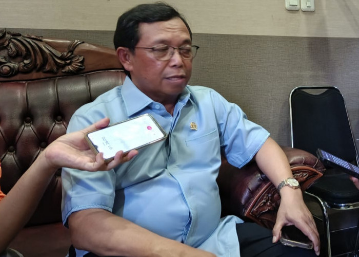 Reses Herman Khaeron di Cirebon: Pantau Pekerja, Gelar Pasar Murah dan Pelatihan UMKM