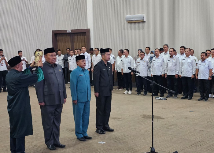 Bupati Majalengka Lantik 3 Pejabat Baru, Langsung Diberi Tugas Khusus