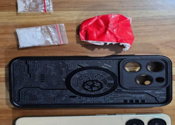 Edarkan Sabu, Warga Cirebon Dibekuk Polisi, Ini Barang Buktinya