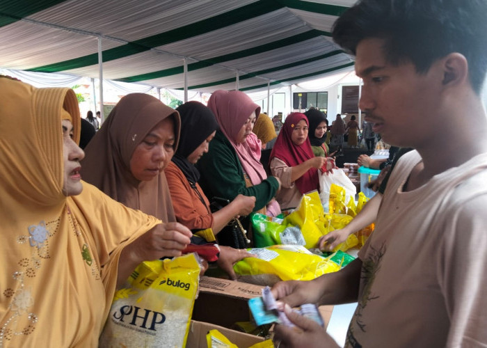 Bazar Ramadan di Kejari Kabupaten Cirebon, Tersedia 1.000 Paket Sembako