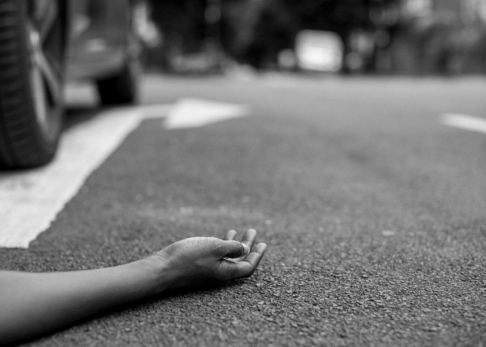 Kecelakaan Maut di Kuningan: Motor Terperosok, Suami Meninggal, Istri Luka Parah