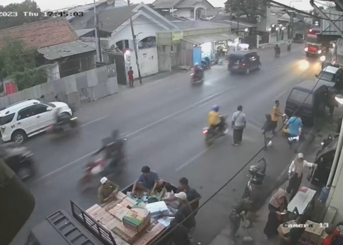 Rekaman CCTV Kecelakaan di Kesunean Cirebon, Ada Motor Lawan Arah