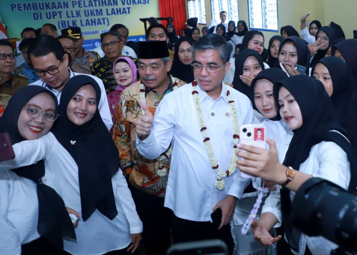 Menaker Minta Lulusan BLK ‘Diantar’ Sampai Dapat Kerja