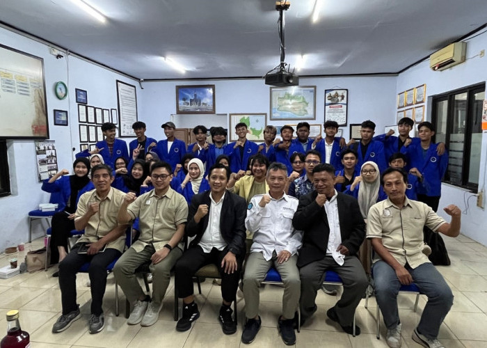 Mahasiswa Prodi BMR IPB Cirebon Belajar Langsung dari Industri Kecap Surabraja