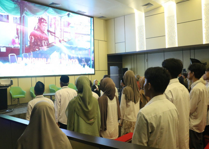 Cegah Terorisme, BNPT - UINSSC Kolaborasi Gelar Bedah Buku Seri Tercerahkan dalam Kedamaian