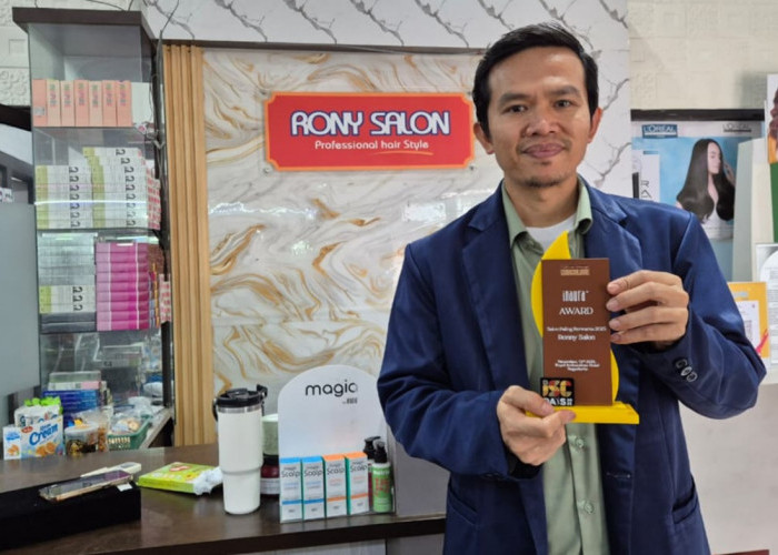 Rahasia Rony Salon Bertahan 2 Dekade di Tengah Persaingan Salon Cirebon