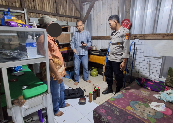 Operasi Pekat Polsek Lemahabang Sita 25 Botol Ciu di Cipeujeuh Wetan
