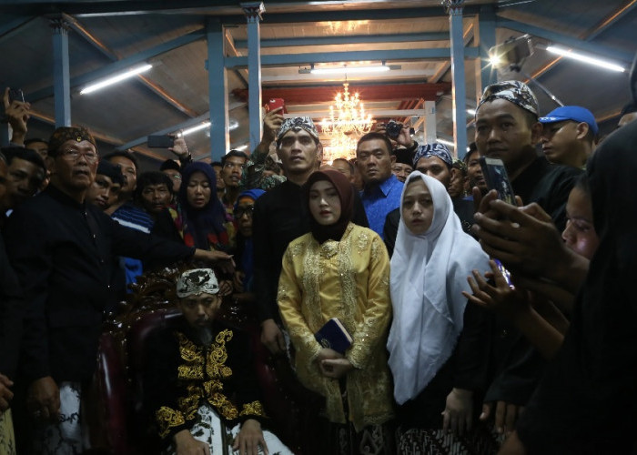 Pelal Muludan Cirebon, Kisah Mistis Tamu Gaib dari Gunung Kromong Palimanan