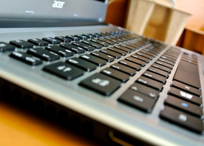 7 Laptop RAM 8 GB Murah dan Tangguh untuk Kerja Kantoran dan Kuliah