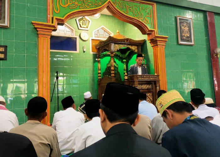 Salat Iduladha 2026 di Lemahabang Cirebon Berlangsung Khusyuk, Ini Pesan Khotib