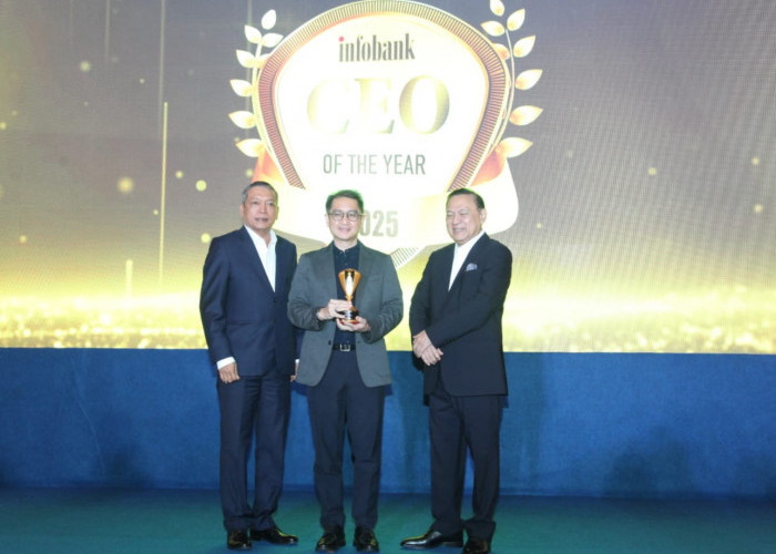 CEO FIFGROUP, Siswadi, Raih Anugerah CEO of the Year 2025