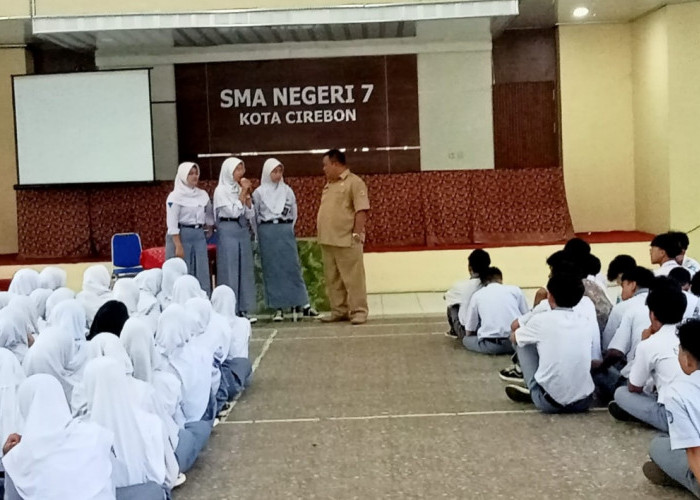 Siswa dan Orangatua Protes ke SMAN 7 Kota Cirebon, Menuntut Tanggung Jawab Pihak Sekolah