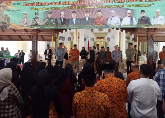 Ribuan Alumni Percaya TMB Tour Travel, Reuni Akbar di Pendopo Bupati Cirebon Jadi Bukti Eksistensi