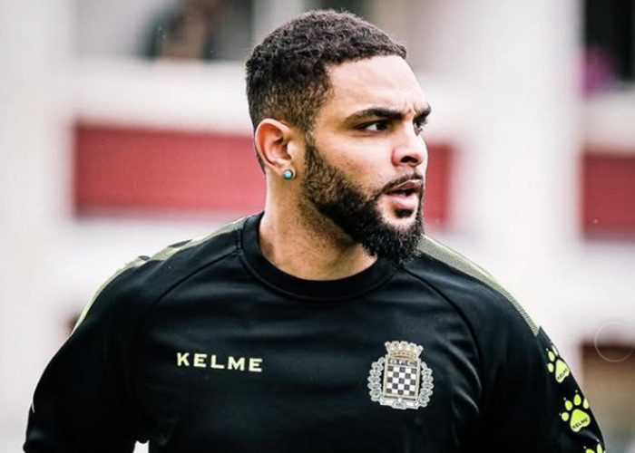 Rumor Transfer Persib Dekati Bek Kiri Eks PSG, Ini Profil Layvin Kurzawa