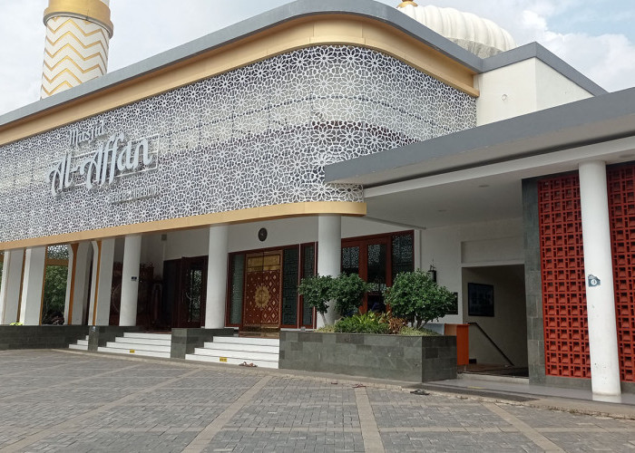 Habiskan Rp8 Miliar, Megahnya Masjid yang Dibangun Pj Gubernur Jateng di Beber