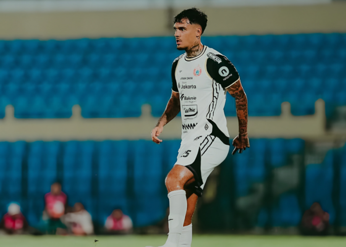 Tak Kunjung Diberi Menit Bermain, Shayne Pattynama Buka Suara Ingin Segera Dapat Kesempatan Bermain di Persija