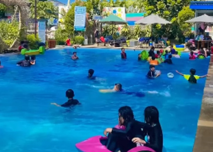 Ingin Berenang dengan Konsep yang Berbeda, Datangi Kolam Renang The Gardens Cirebon