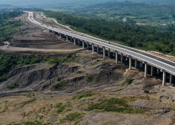 Uniknya 2 Jembatan Terpanjang di Tol Cisumdawu, di Bawahnya Tidak ada Sungai dan Jurang, Kok Bisa?