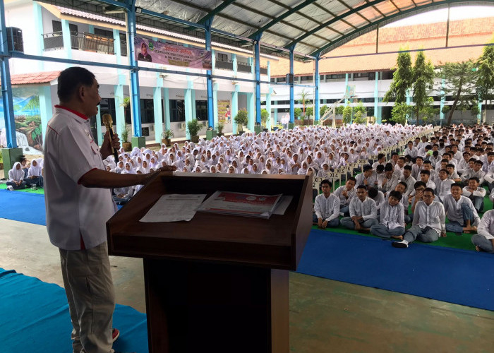 Cegah Bullying dan Bahaya Narkoba, Ketum GPAN Beri Edukasi di SMAN 1 Kota Cirebon