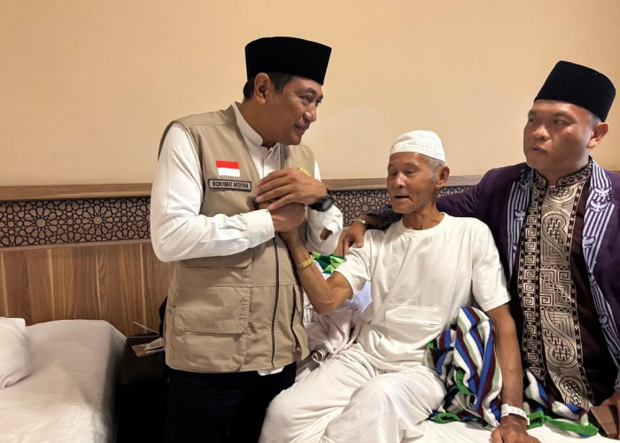 Timwas DPR RI Terima Keluhan Jemaah Haji Tanah Air, Tempat Tidur Kurang dan Kartu Nusuk Telat