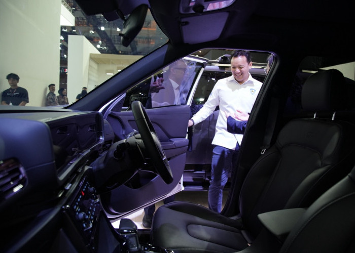 Hyundai Sambut Kunjungan Anggota DPR RI Moreno Soeprapto di IIMS 2026 ?
