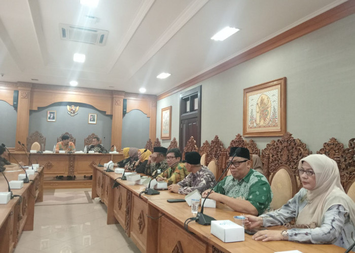 Pansus IV Dalami Regulasi Bantuan Bagian Hukum Bagi Orang Miskin 