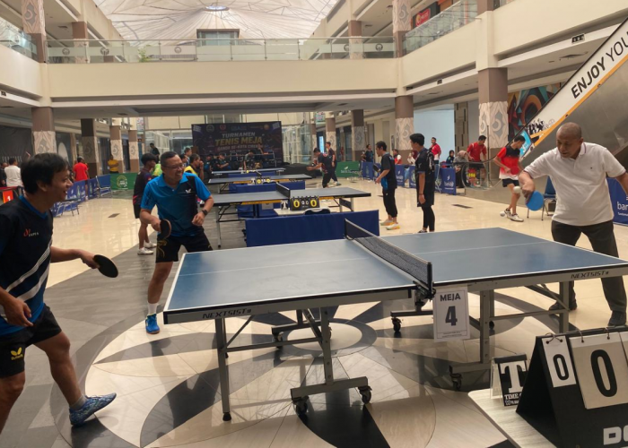 Suasana Berbeda! Turnamen Tenis Meja PTMSI di Cirebon Diikuti Para Pejabat dan Pengusaha