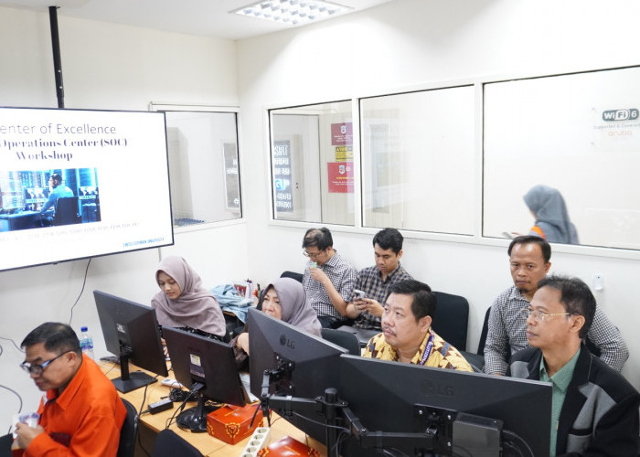 STMIK IKMI Cirebon Perkuat Keamanan Siber dengan Lab SOC melalui Lembaga ACAD-SIRT