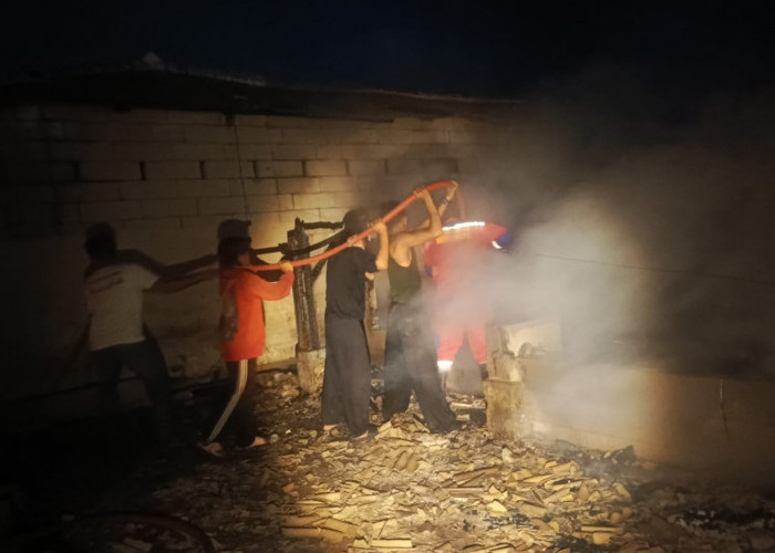 10 Rumah Nelayan di Eretan Wetan Terbakar, Kerugian Ditaksir Rp1 Miliar