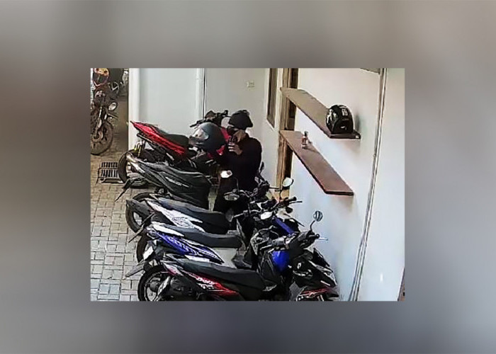 Gagal Curi Motor, Pencuri Embat Helm Harga Rp1,3 Juta di Kesambi Cirebon 