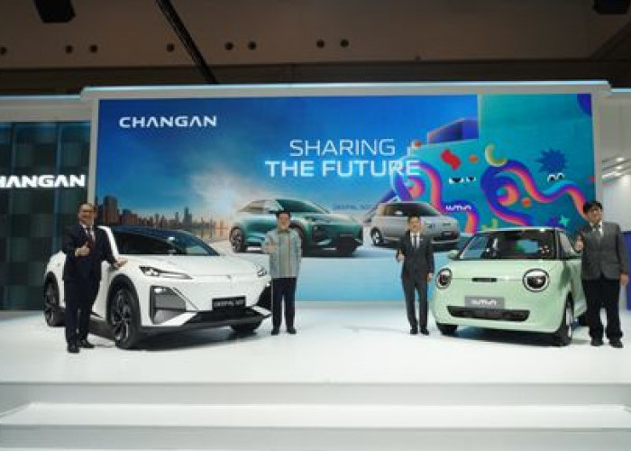 Perdana Berpartisipasi di GJAW 2025, CHANGAN Resmi Luncurkan DEEPAL S07 dan LUMIN untuk Indonesia
