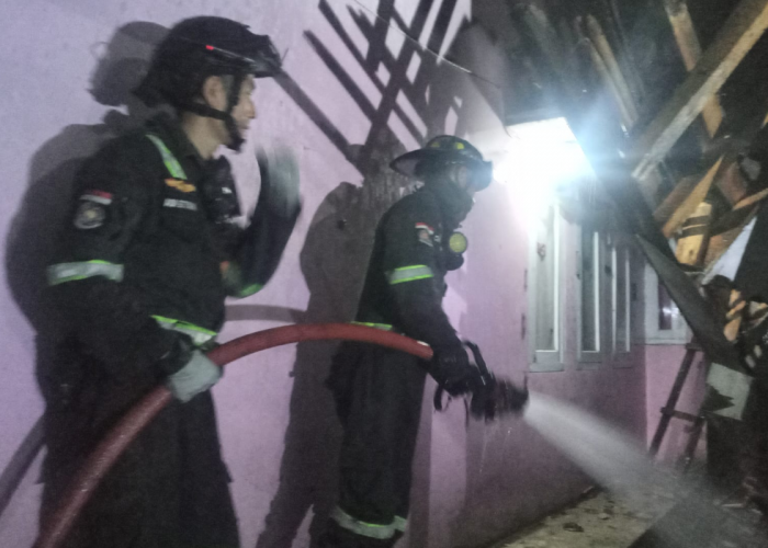 Kebakaran di Desa Cidahu Kuningan, Bangunan Kosong Hangus Dilalap Api