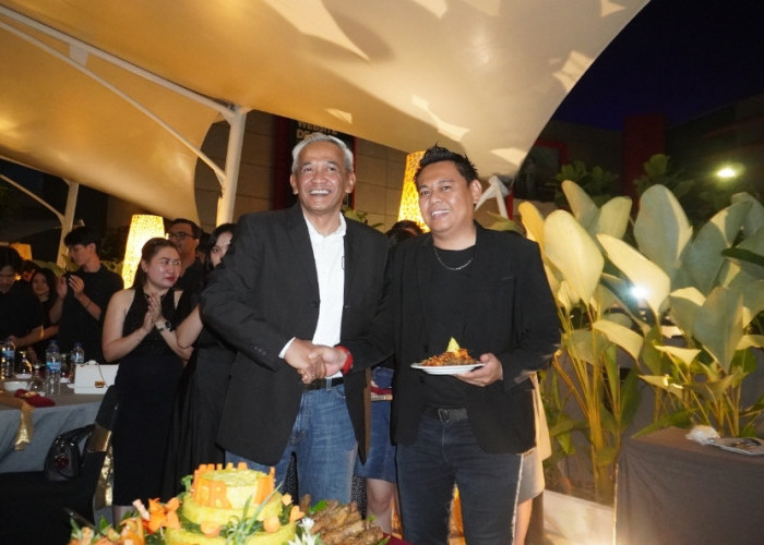 Grage Grand Business Hotel Cirebon Rayakan Anniversary ke-17