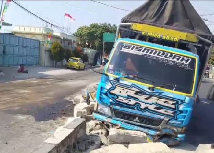 Kecelakaan Truk di Suranenggala Cirebon, Penyebabnya Bikin Pengendara Wajib Waspada