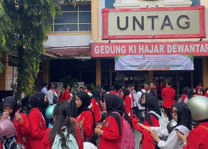 Untag Cirebon Lepas Ratusan Mahasiswa KKM ke Kecamatan Dukupuntang