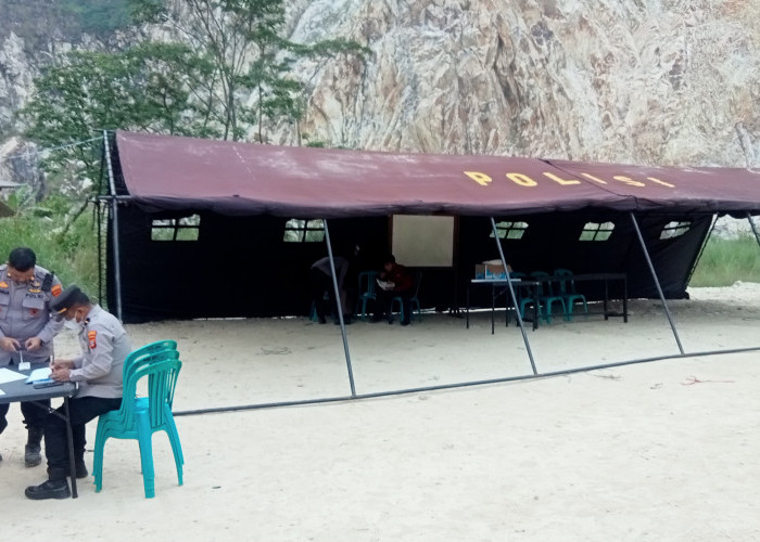 Pagi Ini, Petugas Gabungan Kembali Melakukan Pencarian dan Evakuasi Korban Longsor di Gunung Kuda