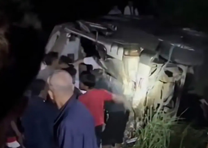 Kecelakaan Mobil Travel Masuk Jurang di Majalengka, 7 Penumpang Tewas