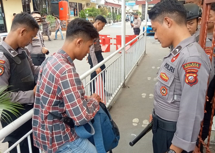 Polisi Ungkap Fakta Baru Soal Peristiwa Bom Bunuh Diri di Polsek Astanaanyar Bandung 