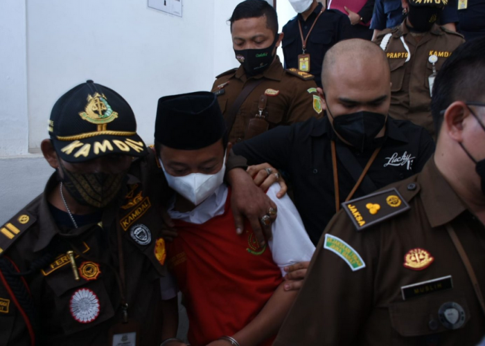 Update Hukuman Mati Herry Wirawan, Terdakwa Pencabulan 13 Santriwati Bandung