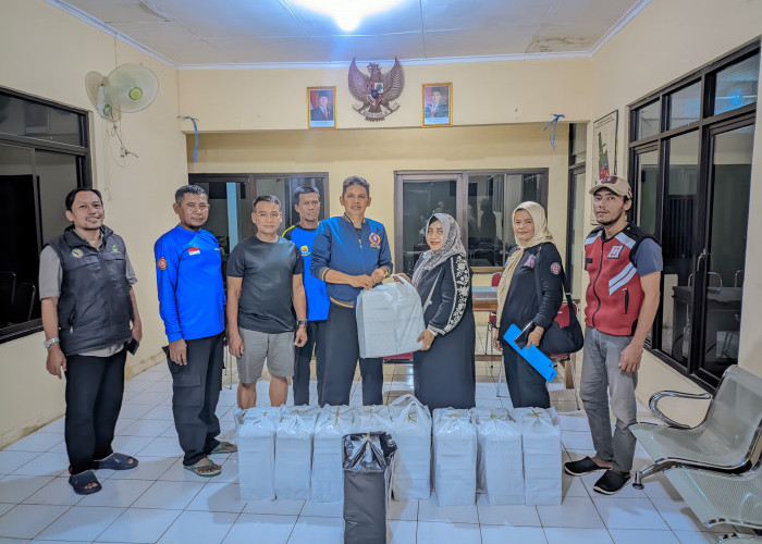 Salurkan Bantuan Penyediaan Makan bagi 500 Penyintas Banjir