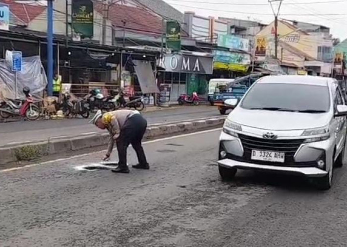 Jelang Mudik Lebaran 2026, Satlantas Cirebon Kota Sisir Jalur Pantura dan Tandai Jalan Berlubang