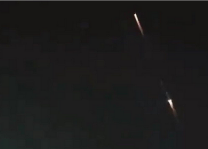Geger Benda Bercahaya Diduga Meteor Terbang di Langit Pekanbaru, Bersuara Keras